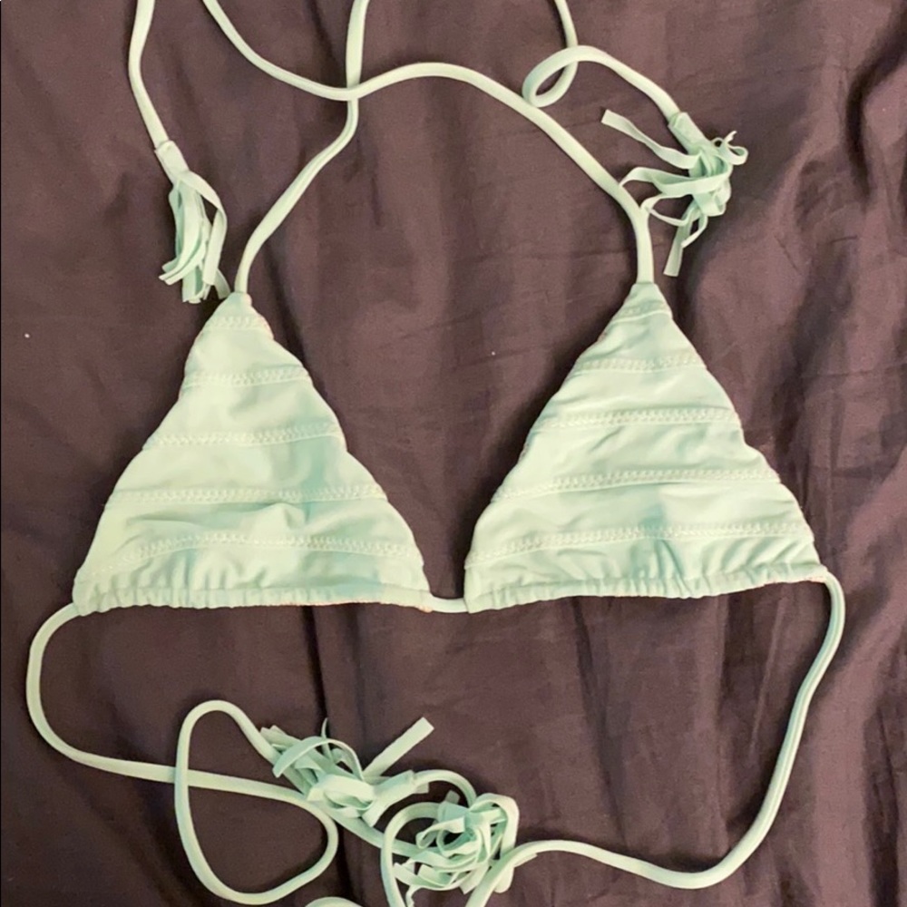 Acacia bikini top
